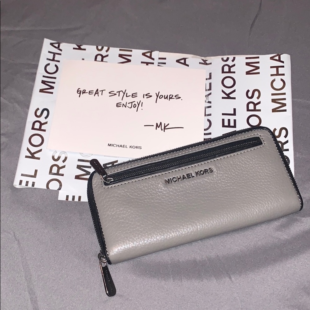Michael Kors wallet